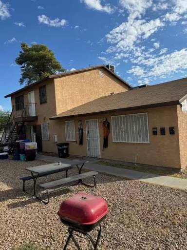 Main picture of 8 Britz Cir