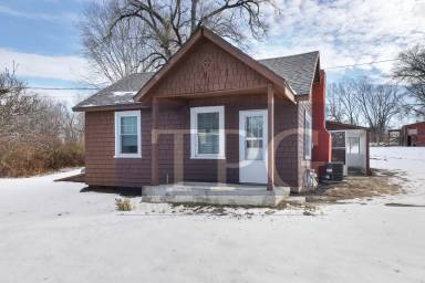 Main picture of 5929 Marion Ave