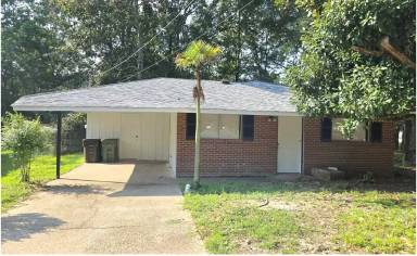 Main picture of 105 Ashford Cir