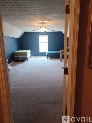 Main picture of 1210 Martins Chapel Ln