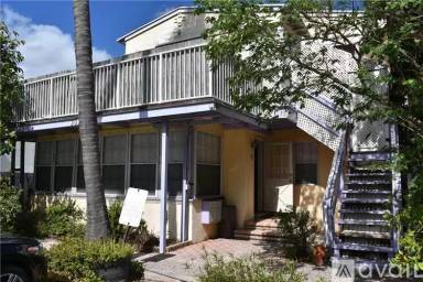 Main picture of 3021 Seville St