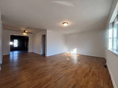 Main picture of 1439 S Luster Ave