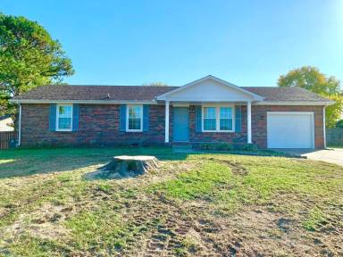 Main picture of 102 Nuthatch Cir