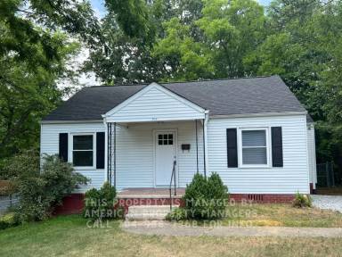 Main picture of 914 N Church St