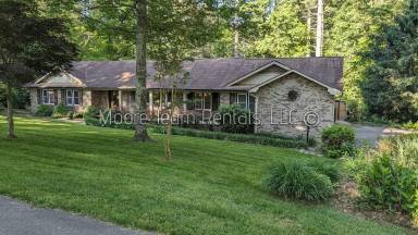 Main picture of 2 Dunean Ln