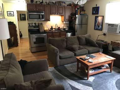 Main picture of 223 Holland St