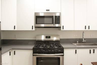 Main picture of 1580 W 30th St