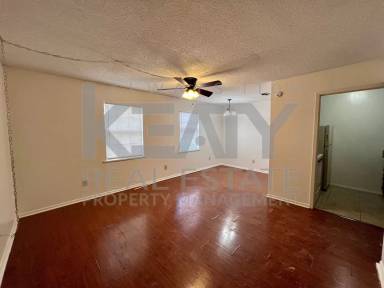 Main picture of 131 Castle Row