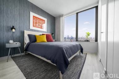 Main picture of 600 Pavonia Ave