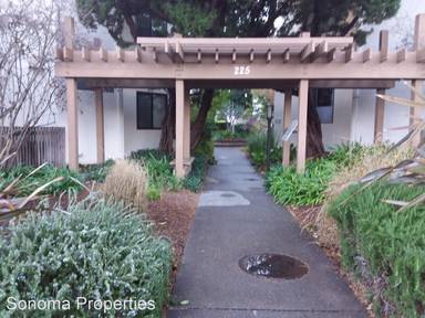 Main picture of 225 2nd St E