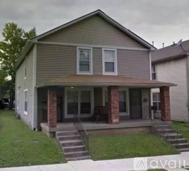 Main picture of 260 N Tacoma Ave
