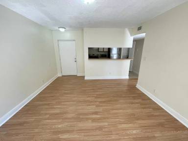 Main picture of 5760 Rock Island Rd