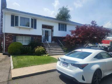 Main picture of 24 Griswold St