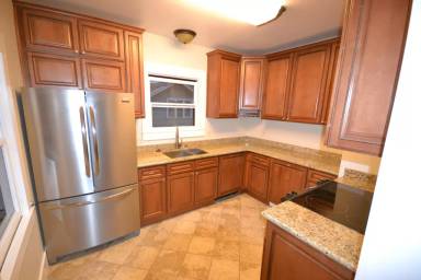 Main picture of 203 N College Ave