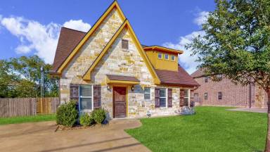 Main picture of 1006 Welsh Ave
