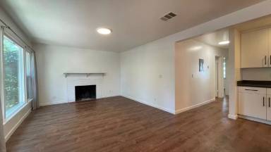 Main picture of 1692 Fredericks St