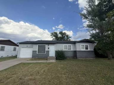 Main picture of 5107 S Bonham St