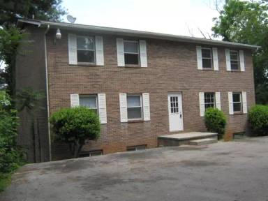 Main picture of 5611 Lon Roberts Dr