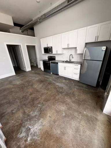 Main picture of 101 S Main St