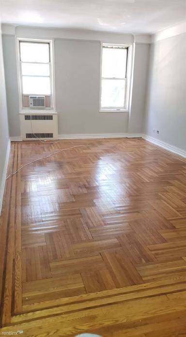 Main picture of 252 74th St