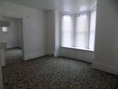 Main picture of 121 Conestoga Rd