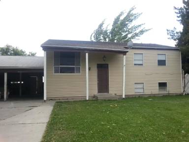 Main picture of 1933 W 4100 S