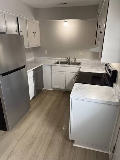 Main picture of 8 Gardendale Dr