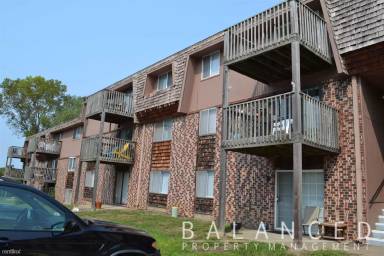 Main picture of 2319 SW Briarwood Plz