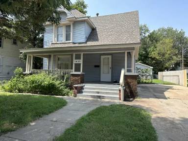 Main picture of 1423 S Market St