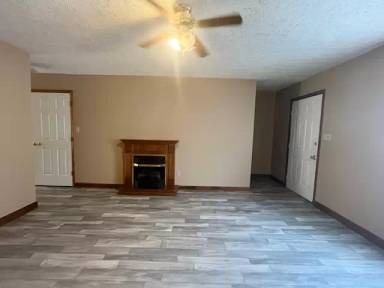 Main picture of 279 Easy St