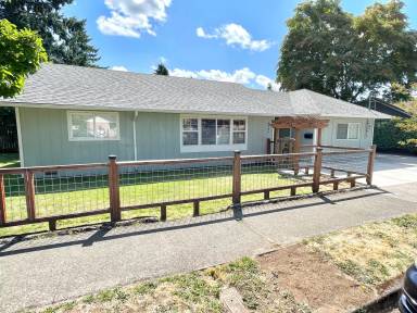 Main picture of 8006 SE 68th Ave