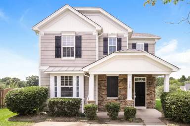 Main picture of 5200 Tant Cir