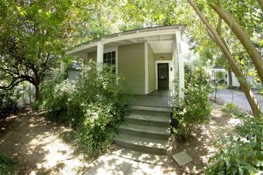 Main picture of 420 Hiawassee Ave