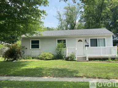 Main picture of 793 Robertson Dr