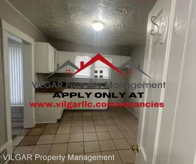 Main picture of 844 Chicago St