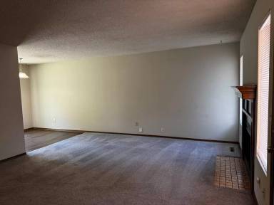 Main picture of 8434 W Thurman St