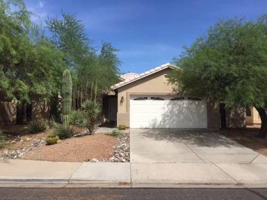 Main picture of 2357 S Compton
