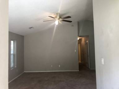 Main picture of 4721 Waterfront Oak Dr