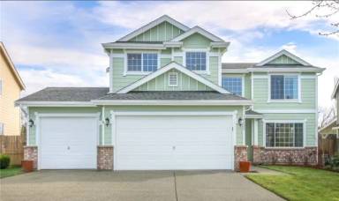 Main picture of 10625 231st Ave E