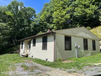 Main picture of 3396 Poplar Grove Rd S