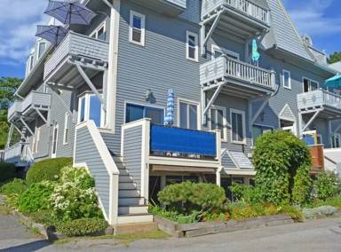 Main picture of 5 Pirates Ln