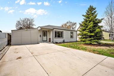 Main picture of 1720 W 50th Ave