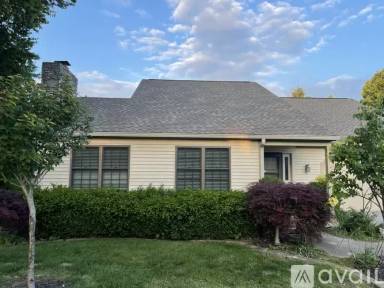 Main picture of 2202 E Cape Cod Dr