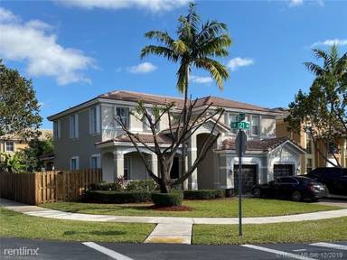 Main picture of 12639 SW 121st Ave