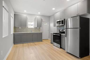 Main picture of 6637 Musgrave St