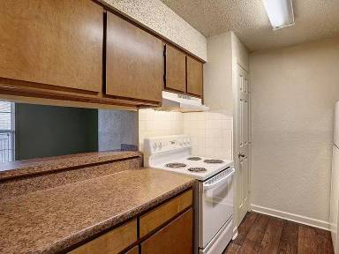 Main picture of Parkwood Villa Apartments