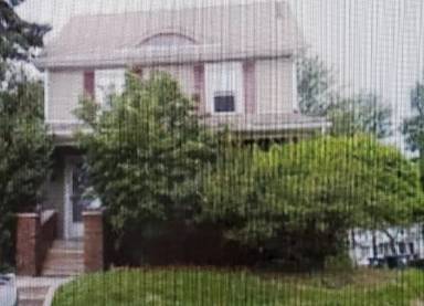 Main picture of 2016 13th St SW