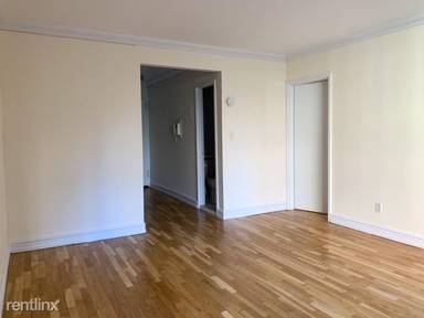 Main picture of 1661 York Ave