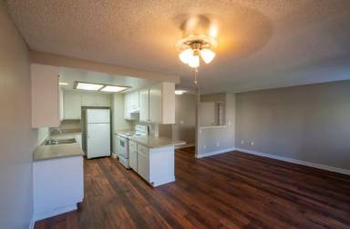 Main picture of 1477 Broadway