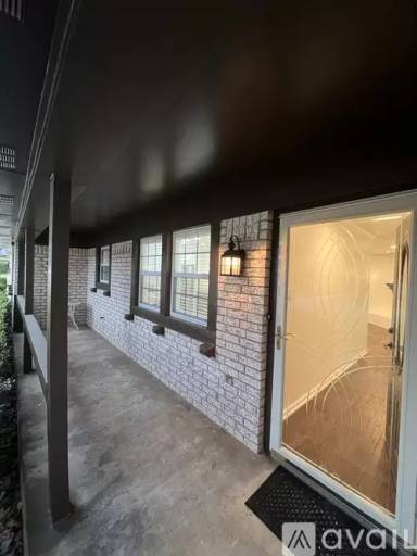 Main picture of 328 Cedarwood Ln
